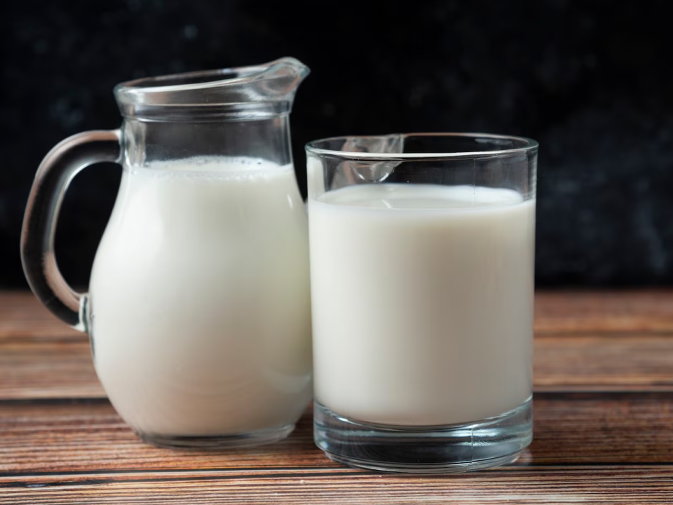 Latte intero di Mucca - RUSTICI -1.000 Kg/Lt